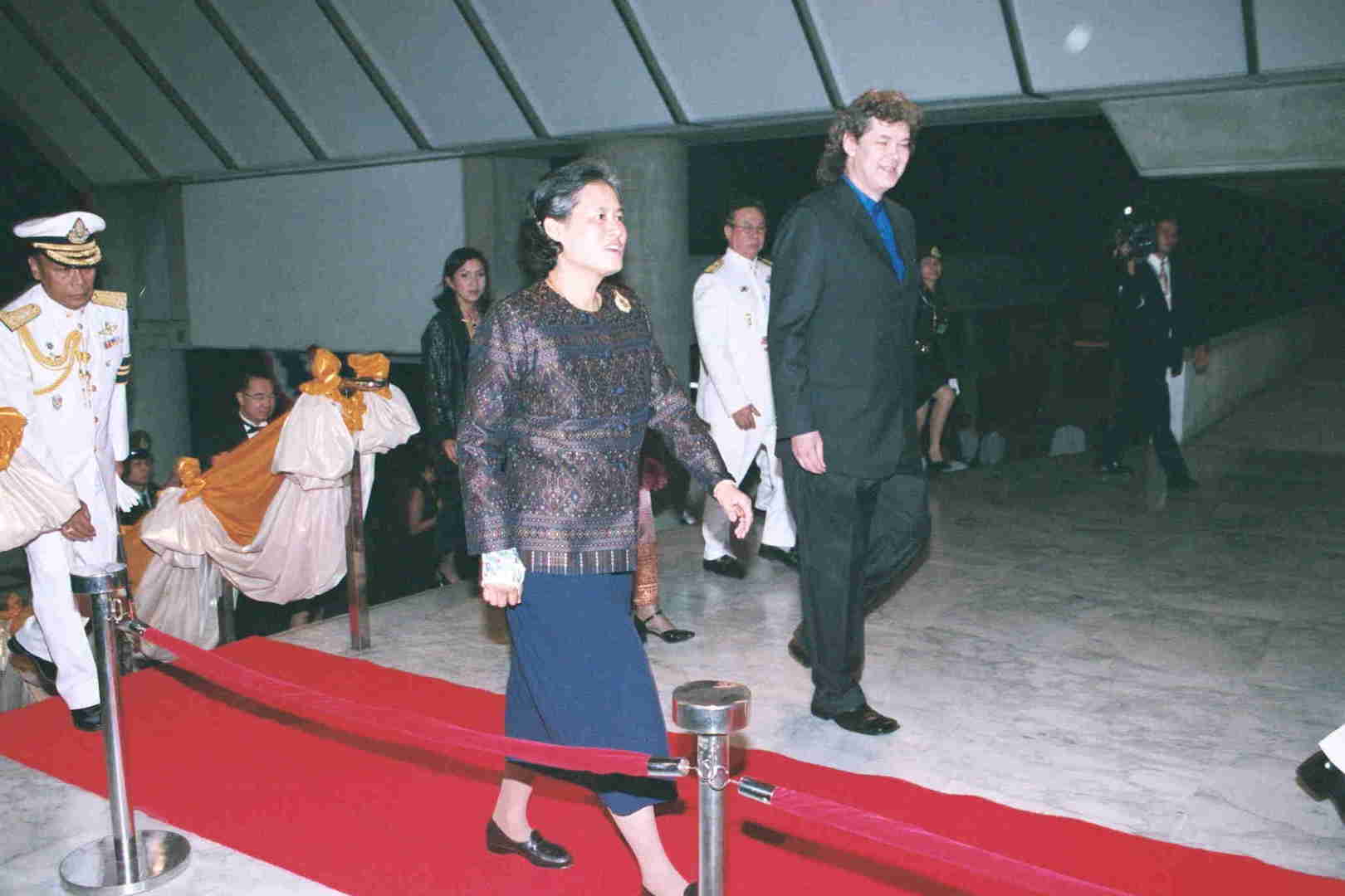 HRH Princess Sirindhorn_Spare_4_3